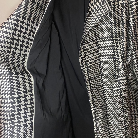 NWOT White House Black Market Houndstooth Belted Jacket - Size L - Picture 10 of 10